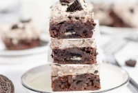 Cookies & Cream Brownies Recipe — Fudgy Oreo-Stuffed Brownies
