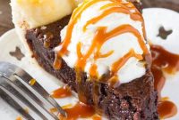Ultimate Fudge Brownie Pie Recipe with Gooey Chocolate Filling