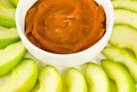 3-Ingredient Caramel Sauce and Dip Recipe for Desserts