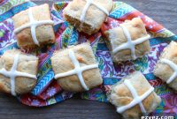 Grain-Free Hot Cross Buns Recipe: Soft, Spiced & Gluten-Free