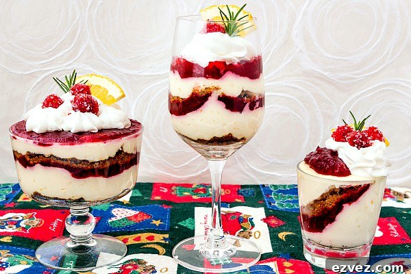 3 individual cheesecake parfaits plated 3 different ways, one a small trifle dish, one a wine glass, and an old fashioned glass. All clear glass, showing layers.
