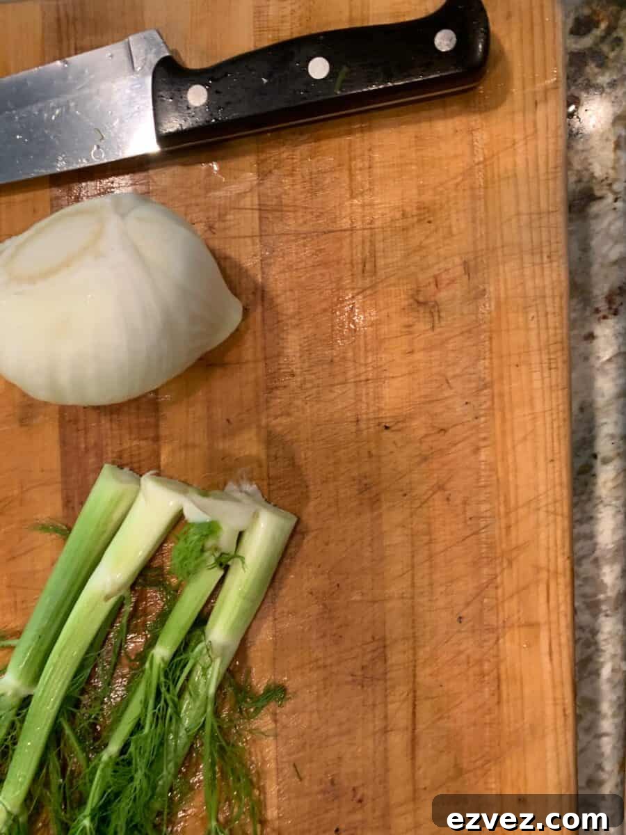 Fennel bulb, cut in half.