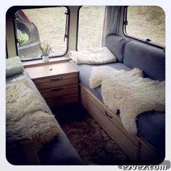 Inside the Caravan Inside the Caravan