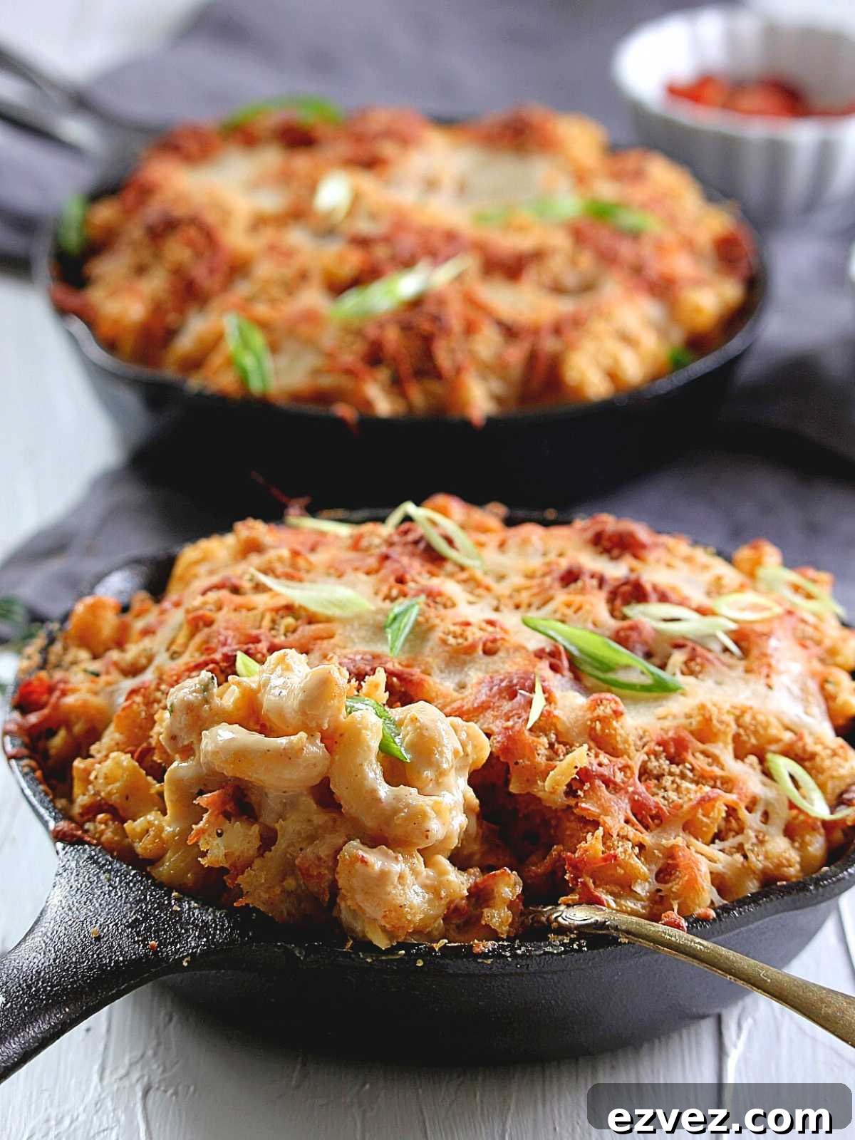 Creamy Cauliflower Mac and Cheese 6 cauliflower mac and cheese in a small pan.