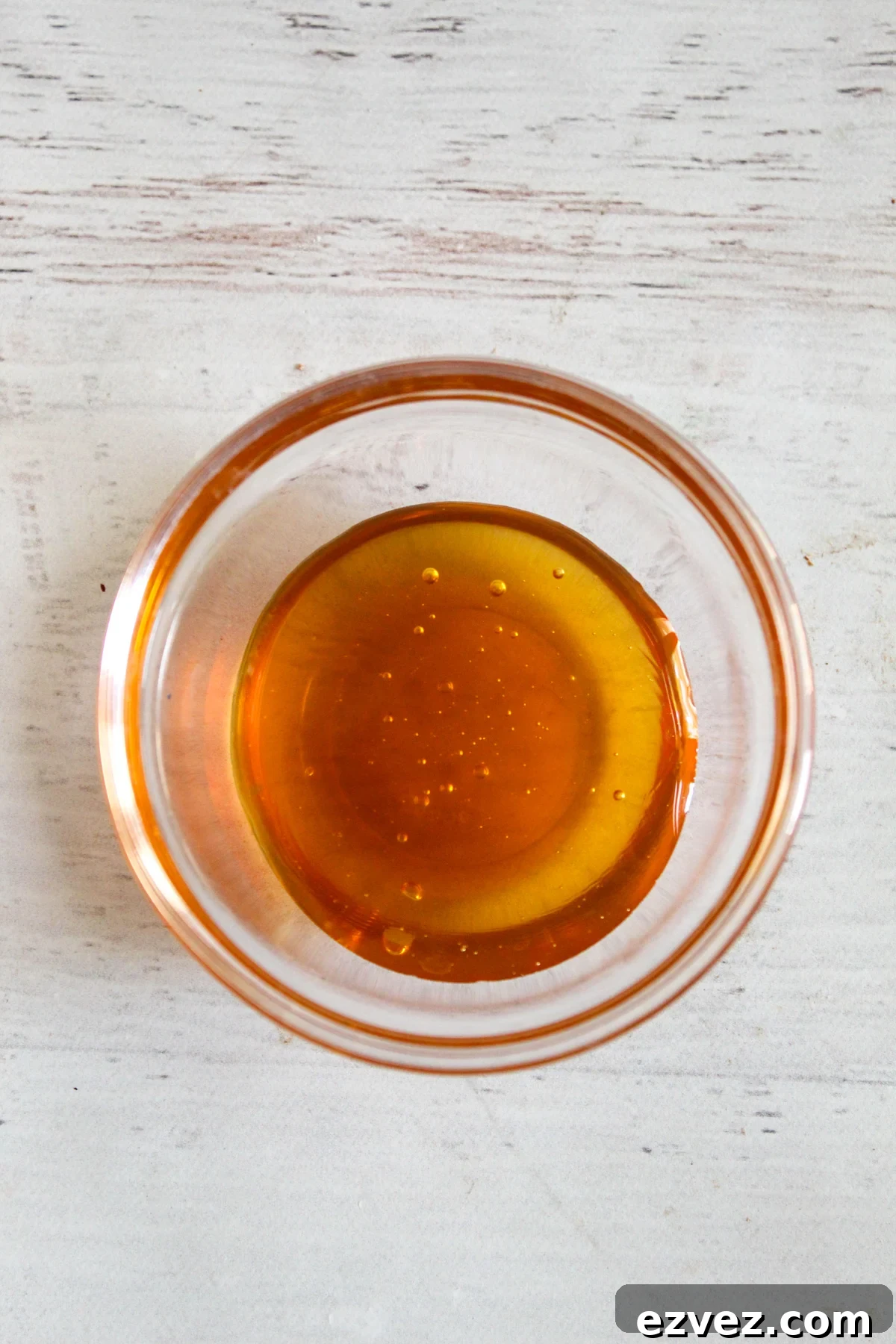 Agave Syrup Substitutes Every Baker Should Use 3 glass bowl of agave syrup