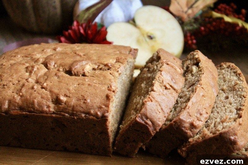 easy apple cinnamon bread loaf