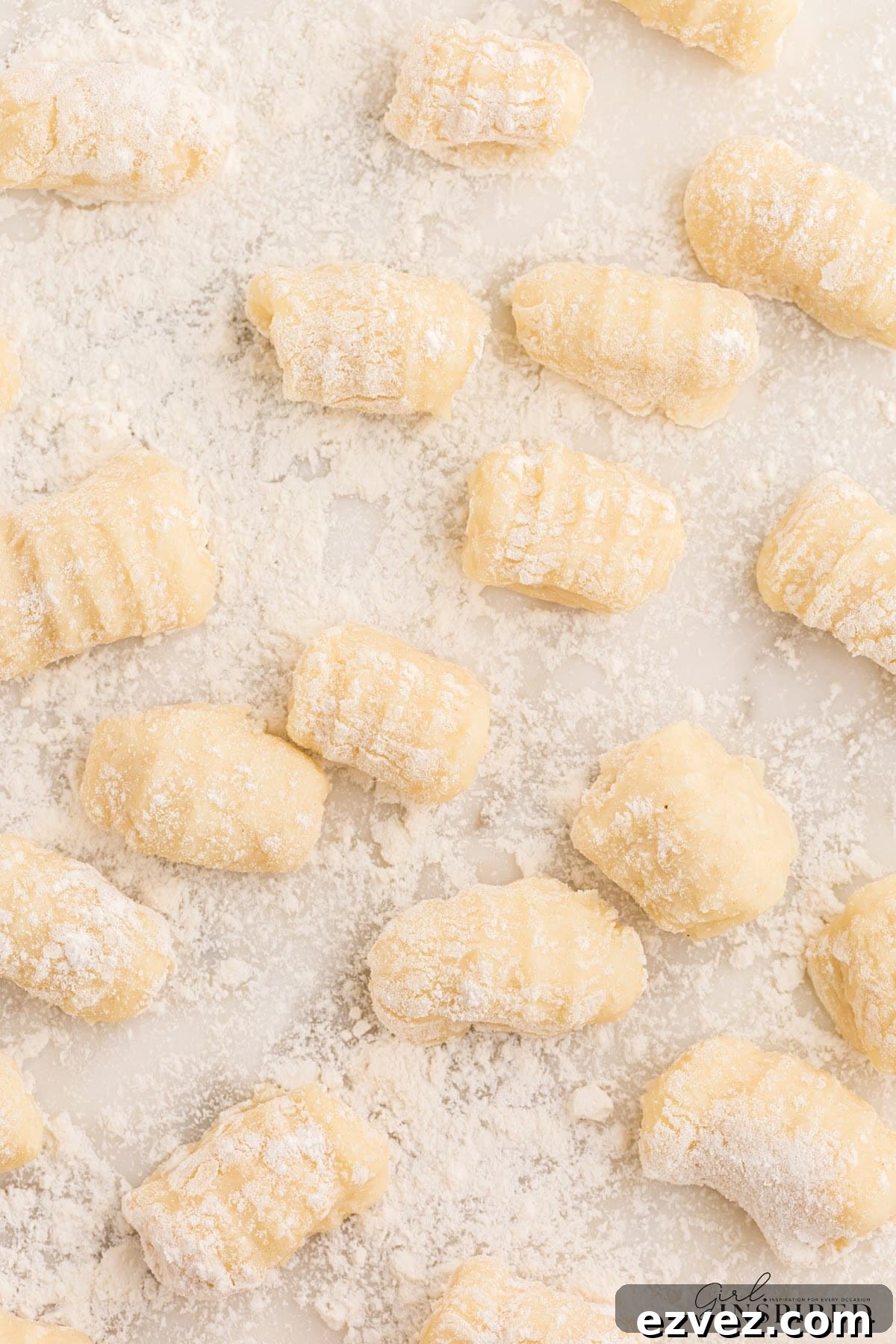 Floured potato gnocchi.
