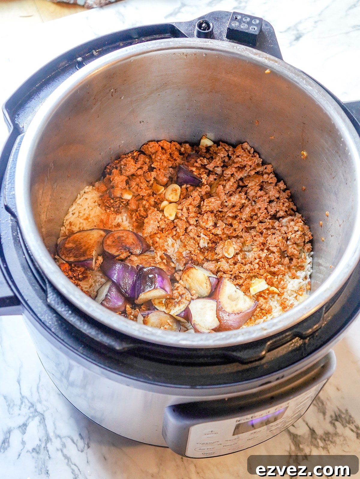 Instant Pot Minced Chicken Eggplant Rice