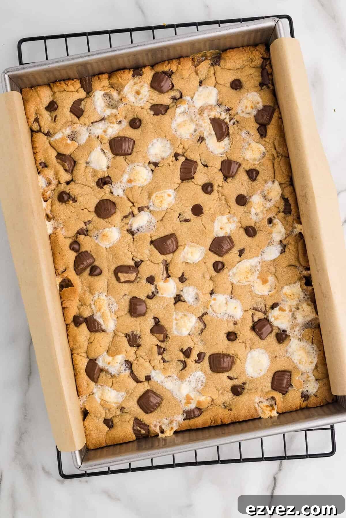 Fluffernutter Cookie Bars Recipe — Peanut Butter & Marshmallow Squares 8 img 31563 7