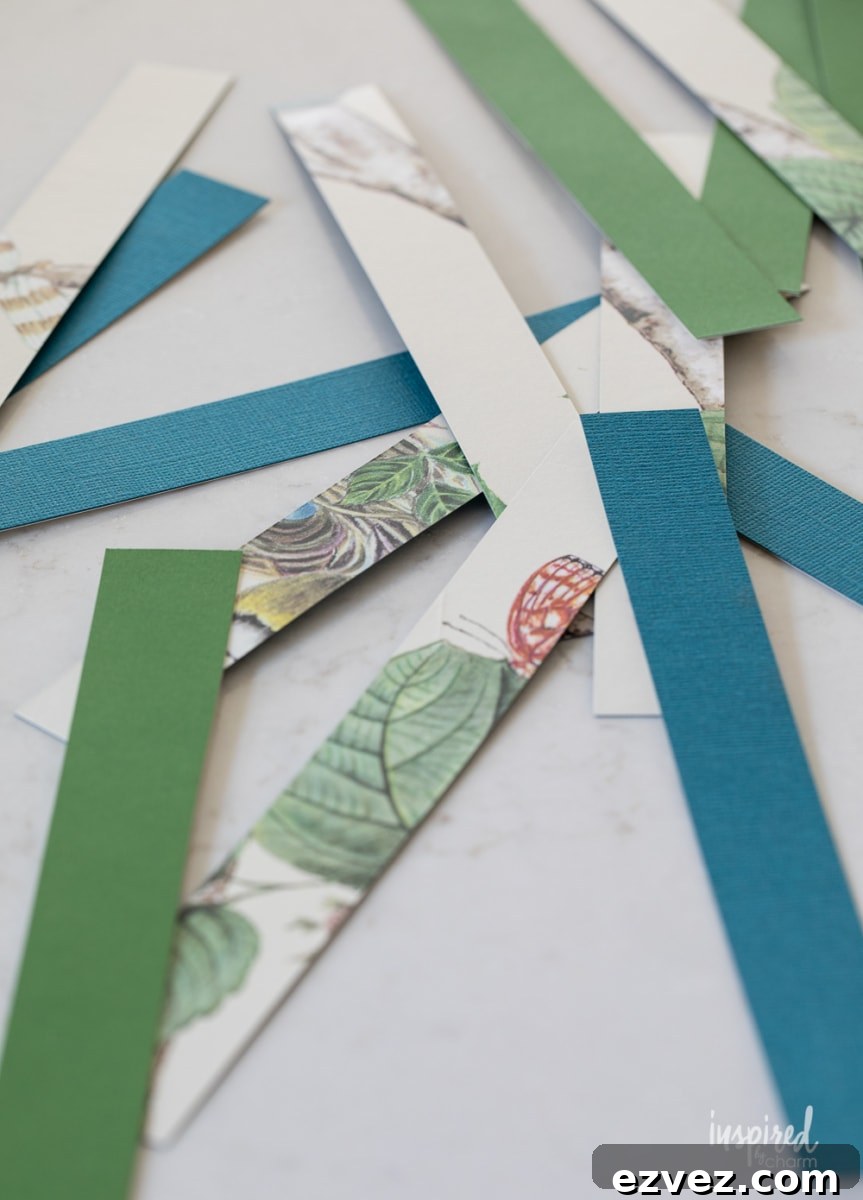 DIY Christmas Paper Chains from Wallpaper Rolls: Festive Holiday Decor 11 paper strips for paper chain.