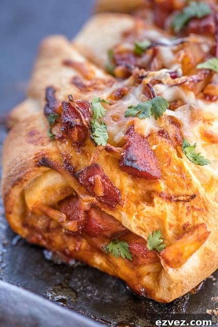 Hawaiian BBQ Pizza Braid serving