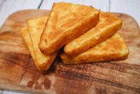 Southern Sweet Cornbread with Pineapple: Moist Pineapple Cornbread Recipe