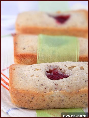 financier cake sweet